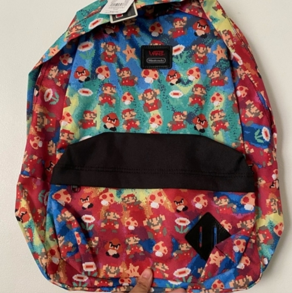 BACKPACK.  SUPER MARIO BROS